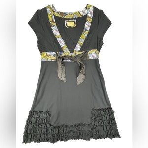 Free People-‎ Deep V Neck Ruffle hem dress- 12- Like New!!!